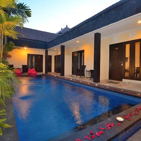 Andari Legian Hotel Bali Buitenkant foto