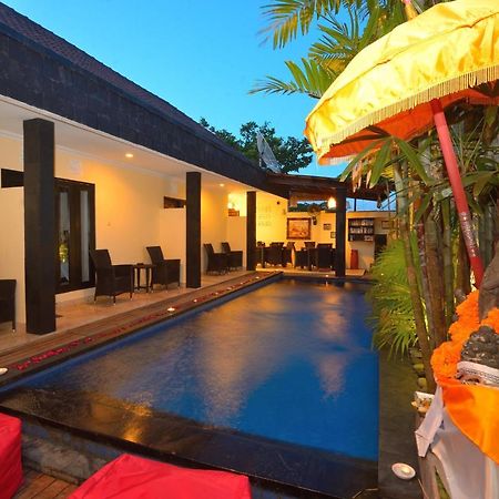 Andari Legian Hotel Bali Buitenkant foto