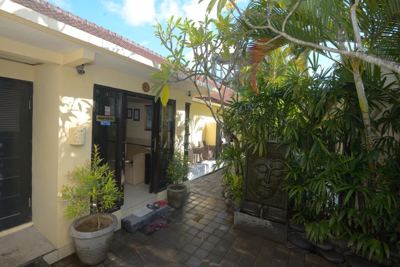 Andari Legian Hotel Bali Buitenkant foto