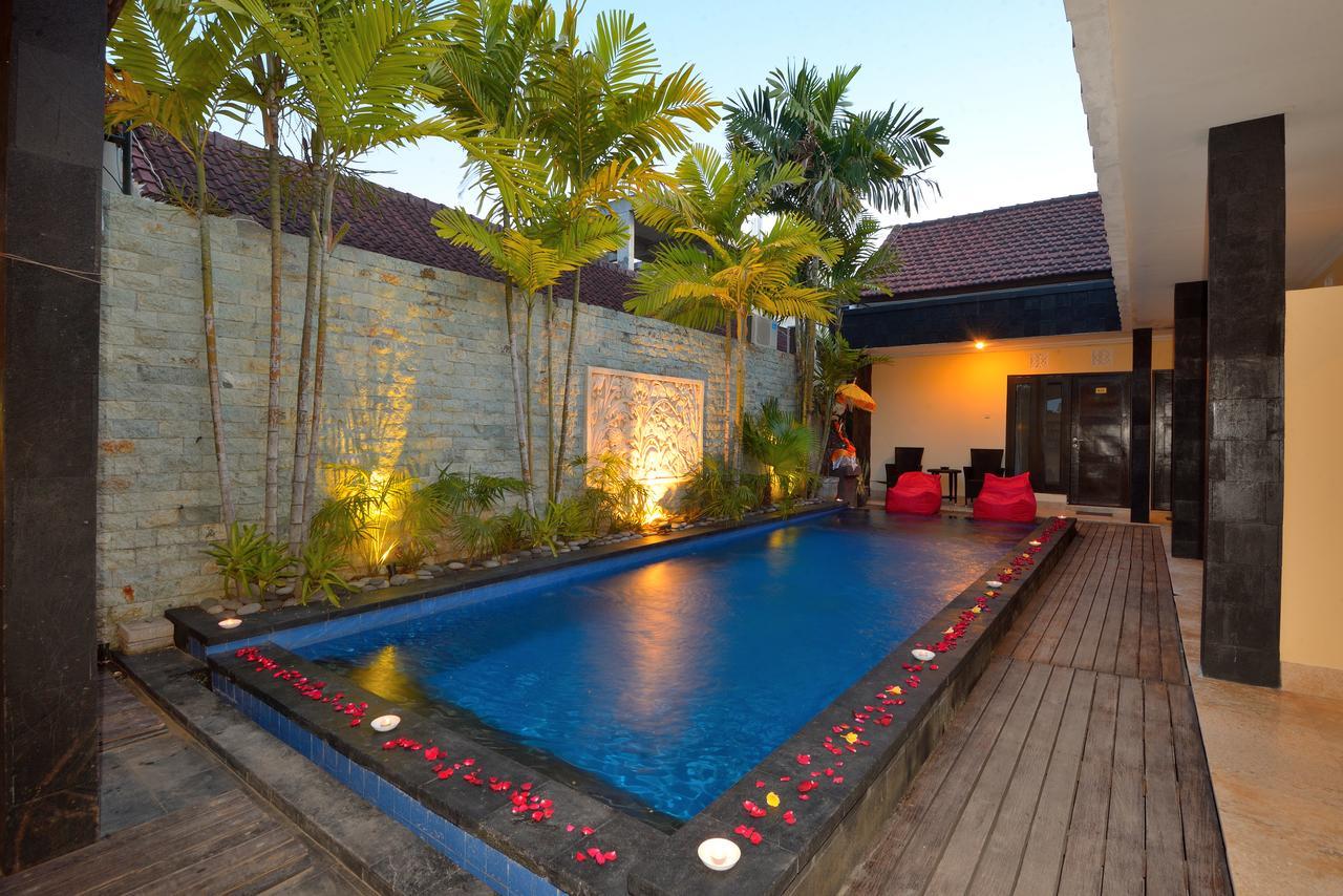 Andari Legian Hotel Bali Buitenkant foto
